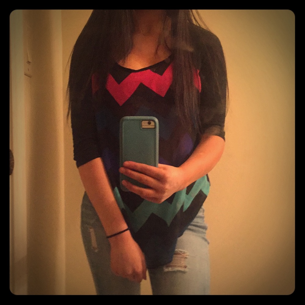 Sheer white zigzag shirt